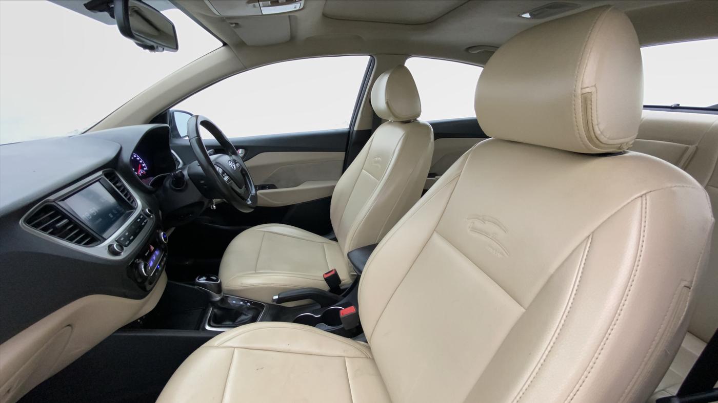 2018 Hyundai Verna 1.6 CRDI SX + AT, Diesel, Automatic, 38,821 km, Right Side Front Door Cabin
