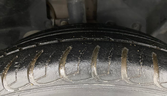 2016 Ford Ecosport TITANIUM 1.5L PETROL AT, Petrol, Automatic, 62,773 km, Right Front Tyre Tread