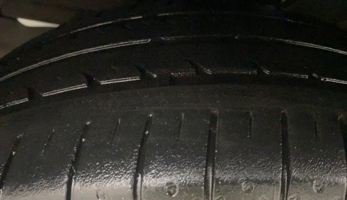 2019 Maruti Dzire ZXI PLUS AMT, Petrol, Automatic, 37,937 km, Left Front Tyre Tread