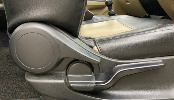 2018 Honda Amaze 1.2L I-VTEC V, Petrol, Manual, 83,522 km, Driver Side Adjustment Panel