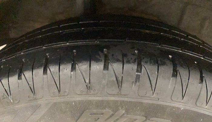 2018 Honda Amaze 1.2L I-VTEC V, Petrol, Manual, 83,522 km, Right Rear Tyre Tread