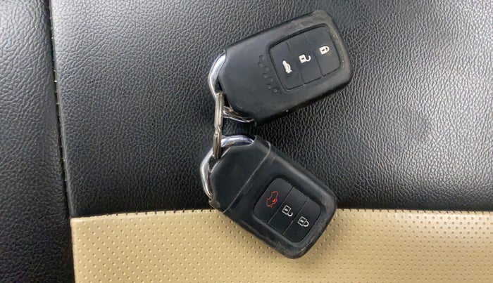 2018 Honda Amaze 1.2L I-VTEC V, Petrol, Manual, 83,522 km, Key Close Up