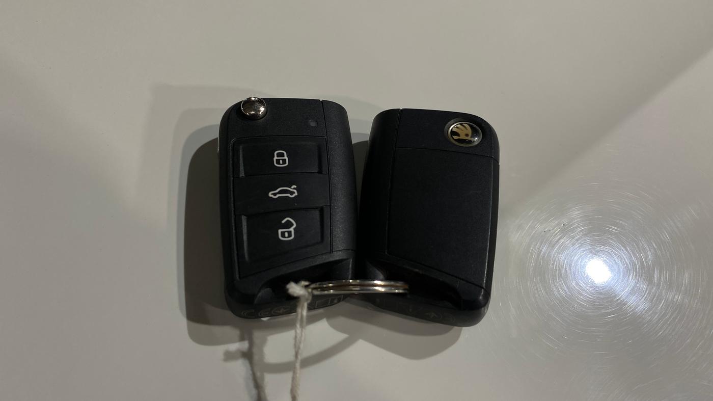 2021 Skoda KUSHAQ STYLE 1.0L TSI AT, Petrol, Automatic, 26,533 km, Key Close Up