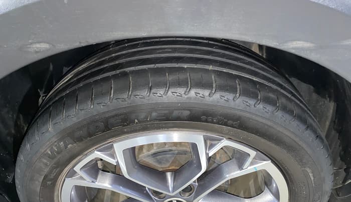 2021 Skoda KUSHAQ STYLE 1.0L TSI AT, Petrol, Automatic, 26,533 km, Left Rear Tyre Tread
