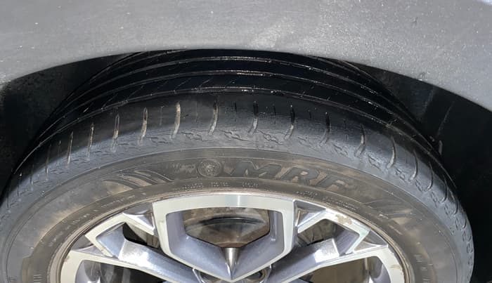 2021 Skoda KUSHAQ STYLE 1.0L TSI AT, Petrol, Automatic, 26,533 km, Right Rear Tyre Tread
