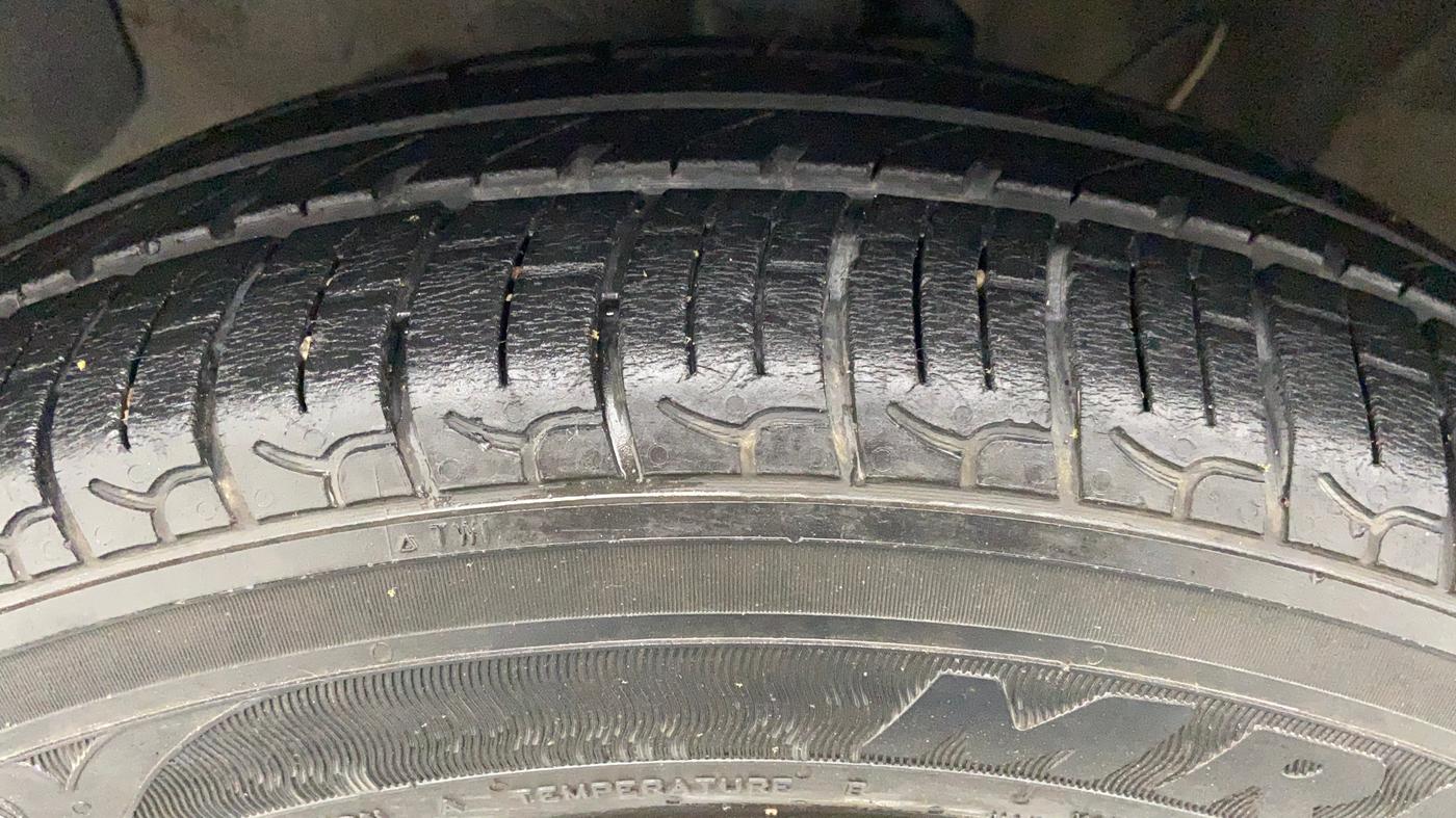 2019 Hyundai NEW SANTRO SPORTZ 1.1, Petrol, Manual, 16,641 km, Left Front Tyre Tread