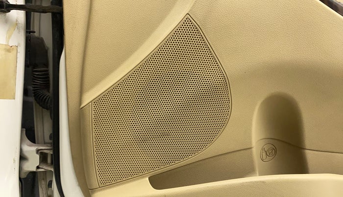 2015 Hyundai Verna FLUIDIC 4S 1.6 VTVT S, Petrol, Manual, 52,816 km, Speaker