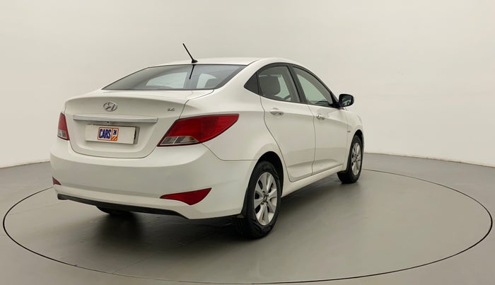 2015 Hyundai Verna FLUIDIC 4S 1.6 VTVT S, Petrol, Manual, 52,816 km, Right Back Diagonal