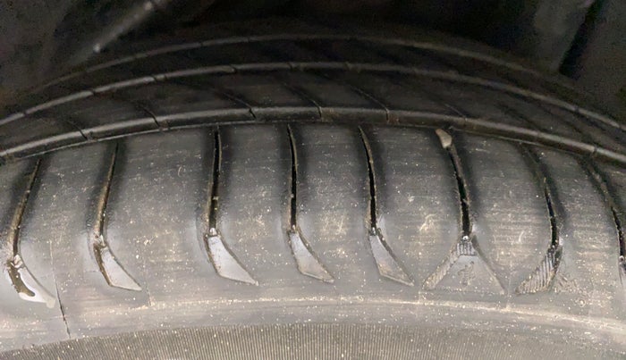 2018 Hyundai Verna 1.6 VTVT SX (O) AT, Petrol, Automatic, 39,051 km, Left Rear Tyre Tread