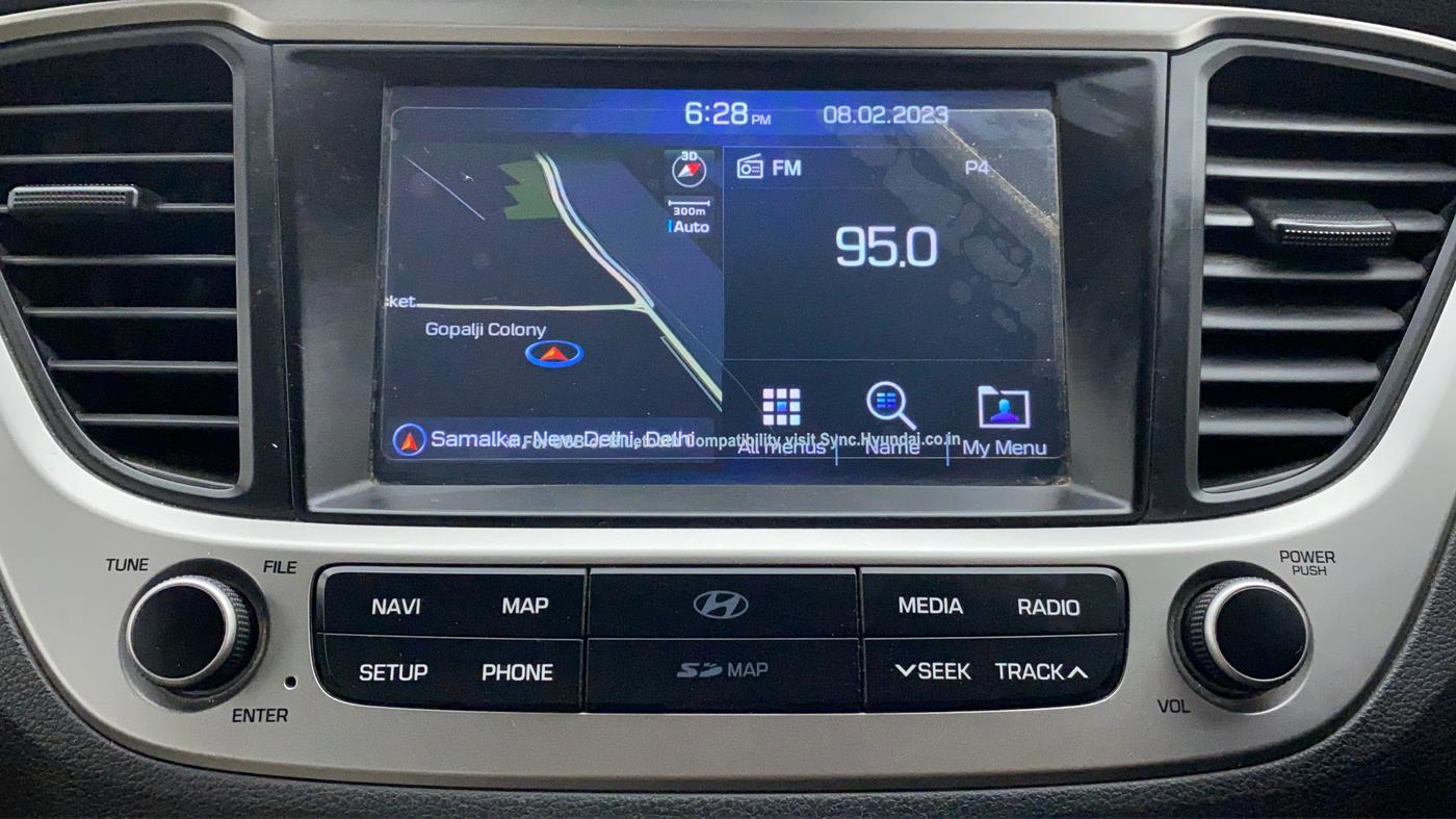 2018 Hyundai Verna 1.6 VTVT SX (O) AT, Petrol, Automatic, 39,051 km, Infotainment System