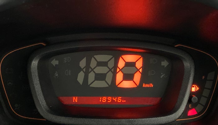 2017 Renault Kwid RXT 1.0 AMT (O), Petrol, Automatic, 18,943 km, Odometer Image