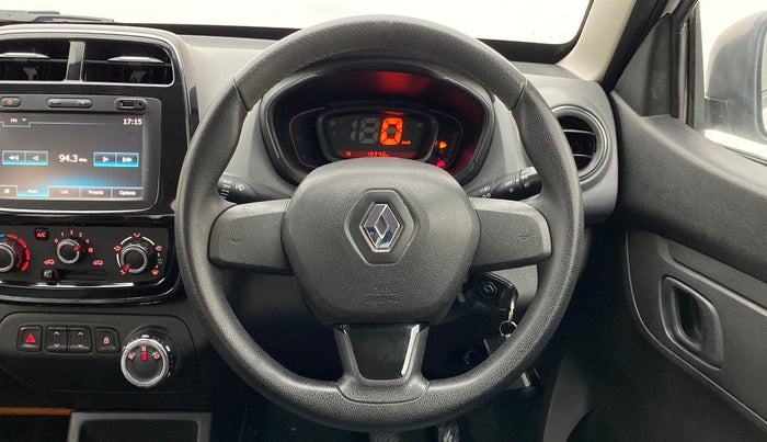 2017 Renault Kwid RXT 1.0 AMT (O), Petrol, Automatic, 18,943 km, Steering Wheel Close Up