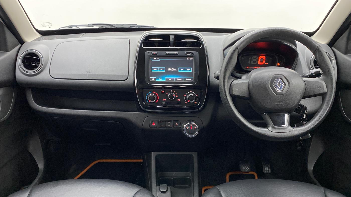 2017 Renault Kwid RXT 1.0 AMT (O), Petrol, Automatic, 18,943 km, Dashboard