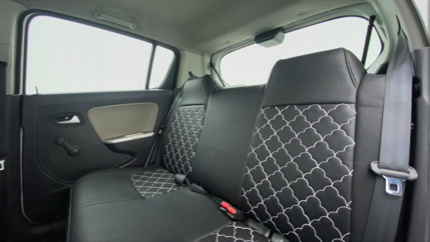 2017 Maruti Alto K10 VXI P, Petrol, Manual, 30,388 km, Right Side Rear Door Cabin