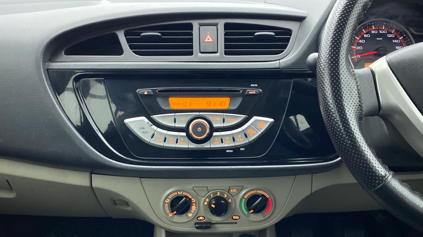 2017 Maruti Alto K10 VXI P, Petrol, Manual, 30,388 km, Air Conditioner