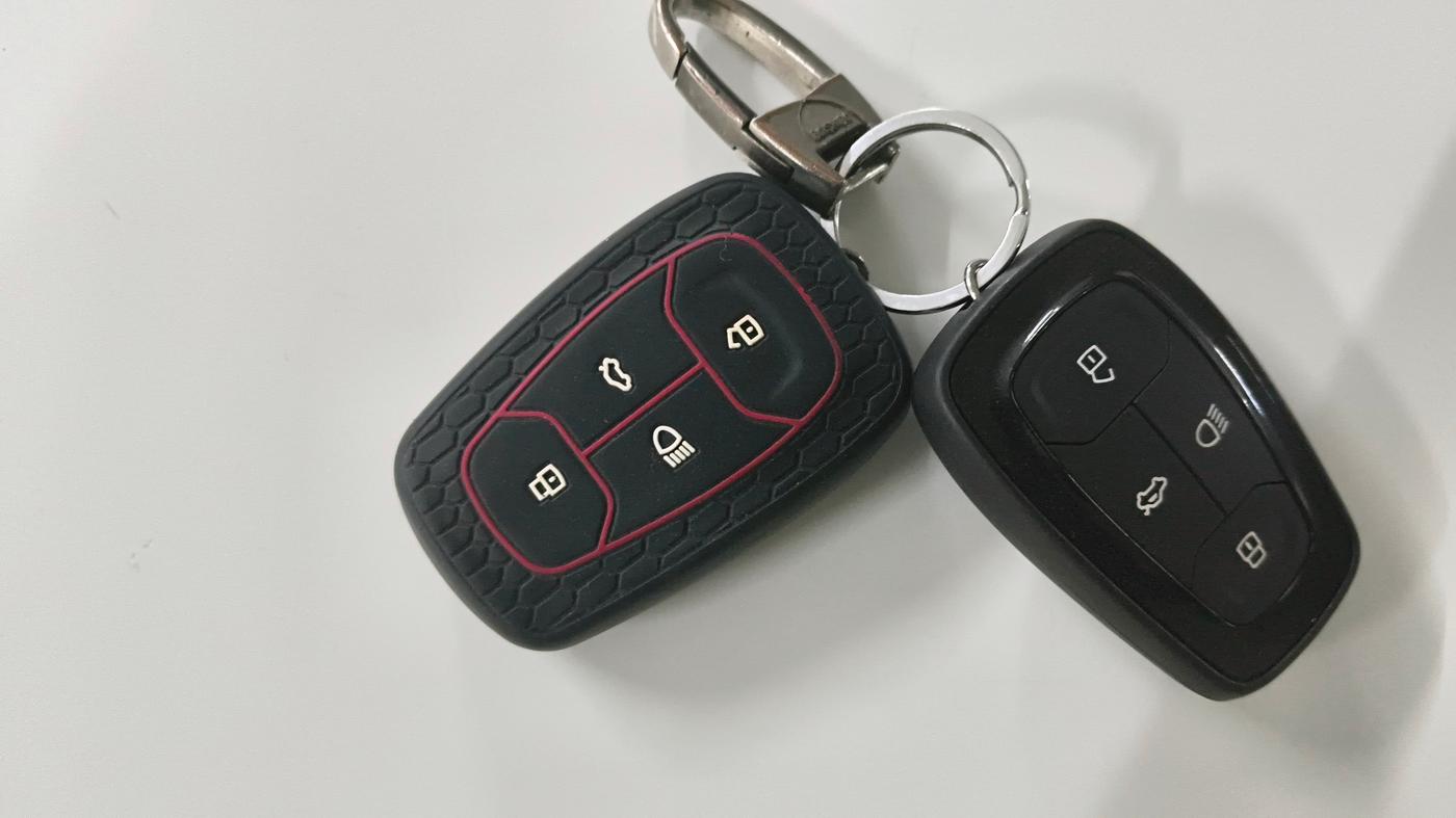 2021 Tata PUNCH CREATIVE  AMT, Petrol, Automatic, 68,727 km, Key Close Up