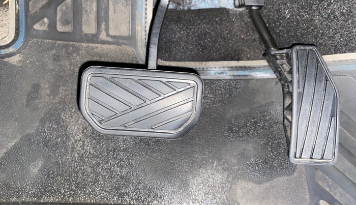 2018 Maruti Baleno DELTA CVT PETROL 1.2, Petrol, Automatic, 49,998 km, Pedals