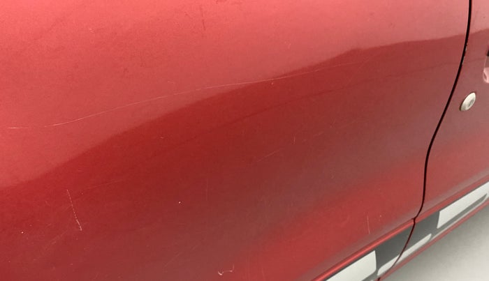 2018 Renault Kwid RXT 1.0, Petrol, Manual, 1,02,990 km, Right rear door - Minor scratches