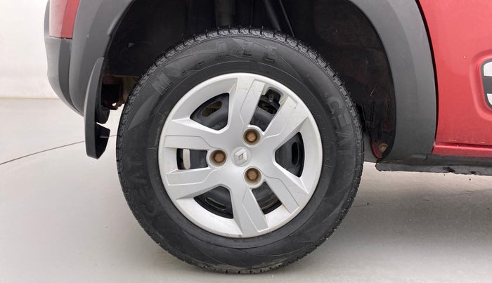 2018 Renault Kwid RXT 1.0, Petrol, Manual, 1,02,990 km, Right Rear Wheel