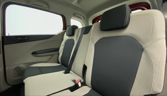 2019 Renault TRIBER 1.0 RXT, Petrol, Manual, 6,464 km, Right Side Rear Door Cabin