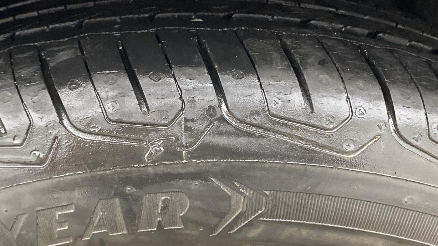 2022 Tata ALTROZ XM PLUS PETROL, Petrol, Manual, 22,988 km, Left Front Tyre Tread