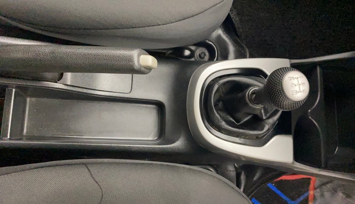 2016 Honda Jazz 1.2L I-VTEC SV, Petrol, Manual, 66,433 km, Gear Lever