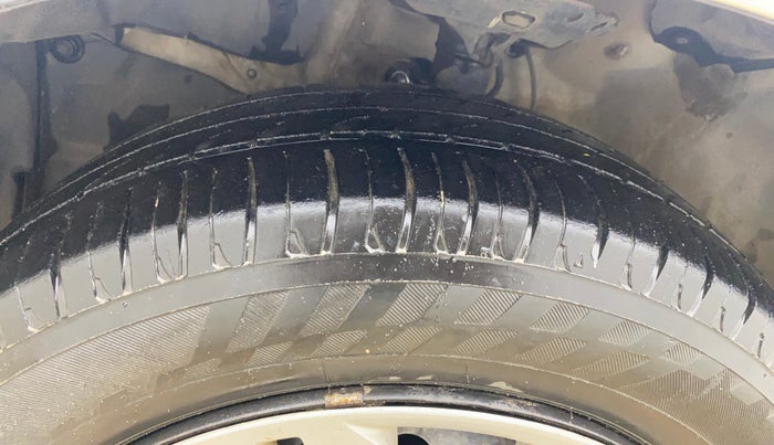 2016 Honda Jazz 1.2L I-VTEC SV, Petrol, Manual, 66,433 km, Left Front Tyre Tread