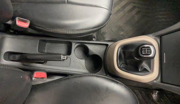 2014 Hyundai Xcent S 1.2, Petrol, Manual, 96,262 km, Gear Lever