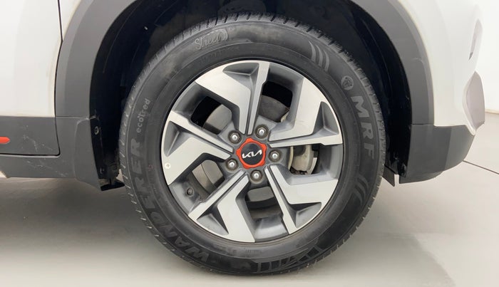 2022 KIA SONET HTX ANNIVERSARY EDITION 1.5, Diesel, Manual, 39,641 km, Right Front Wheel