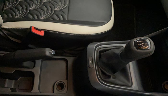 2024 Tata ALTROZ XM PLUS PETROL, Petrol, Manual, 23,470 km, Gear Lever