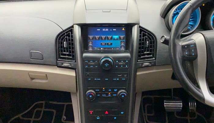 2017 Mahindra XUV500 W10 AWD AT, Diesel, Automatic, 80,700 km, Air Conditioner