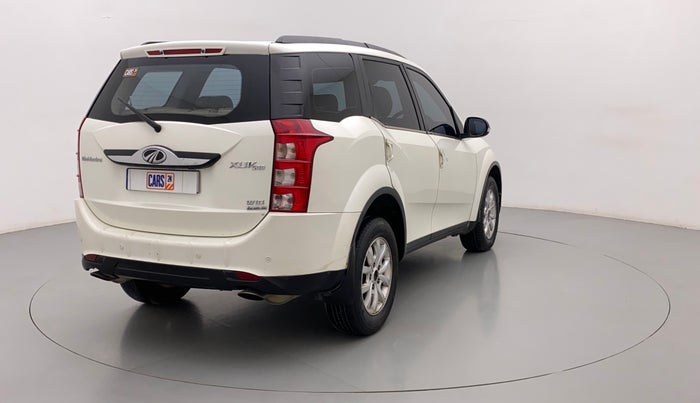 2017 Mahindra XUV500 W10 AWD AT, Diesel, Automatic, 80,700 km, Right Back Diagonal