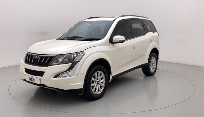 2017 Mahindra XUV500 W10 AWD AT, Diesel, Automatic, 80,700 km, Left Front Diagonal