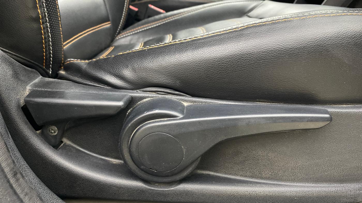 2018 Tata TIAGO NRG PETROL, Petrol, Manual, 86,702 km, Driver Side Adjustment Panel