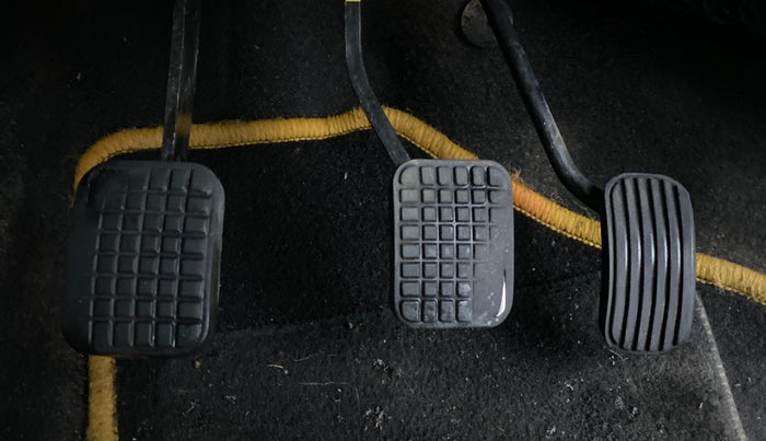 2018 Tata TIAGO NRG PETROL, Petrol, Manual, 85,225 km, Pedals