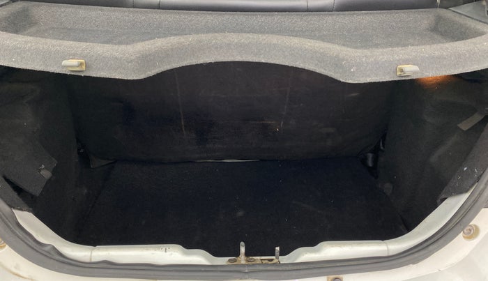 2018 Tata TIAGO NRG PETROL, Petrol, Manual, 85,225 km, Boot Inside