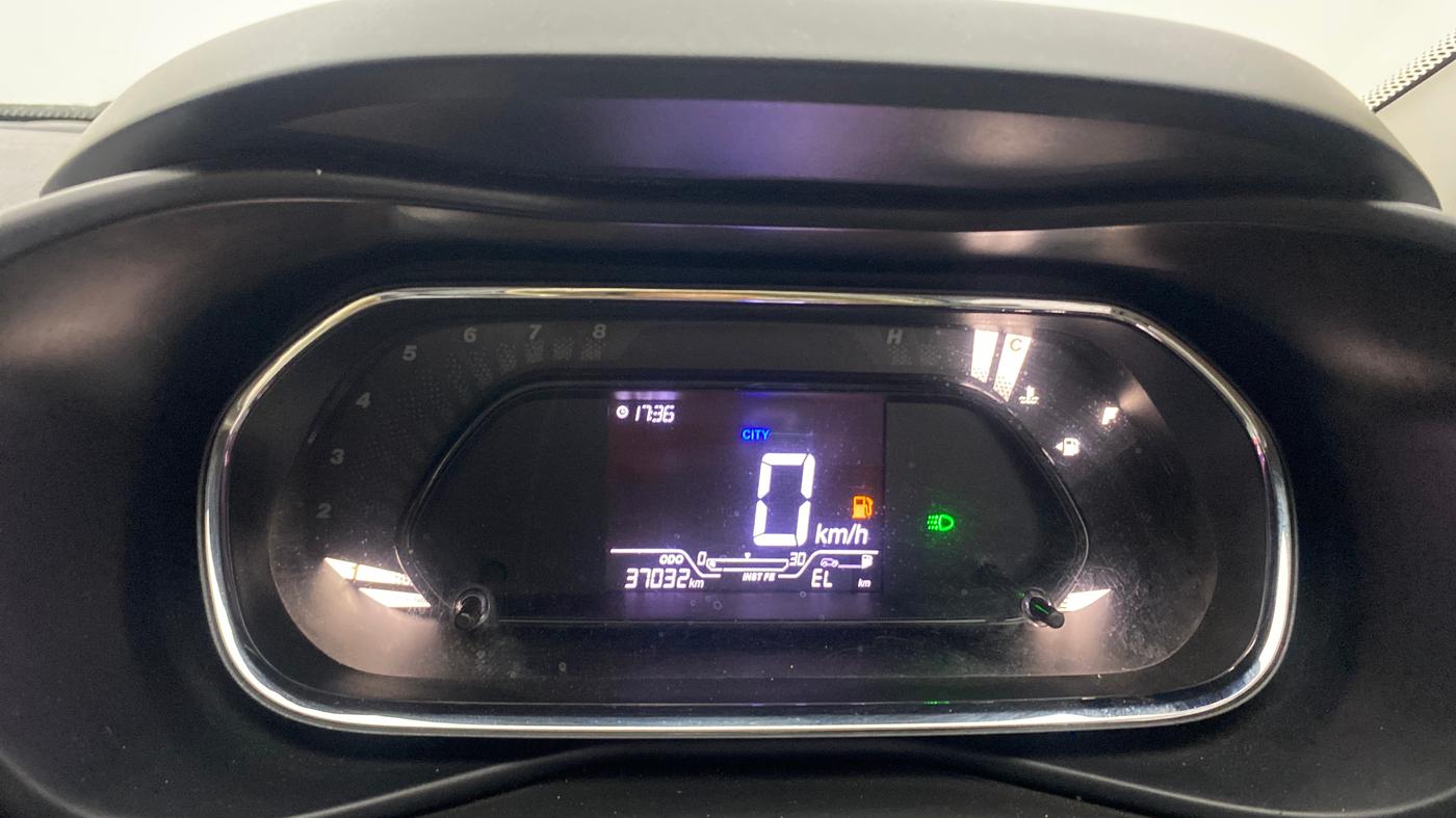 2023 Tata NEXON XM SUNROOF PETROL, Petrol, Manual, 37,031 km, Odometer Image