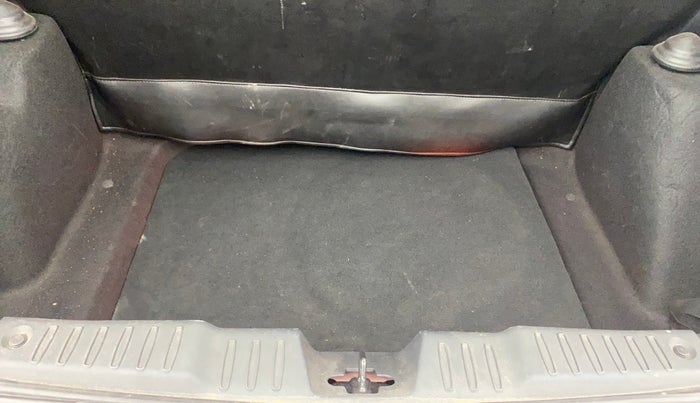 2022 Tata ALTROZ XE PETROL, Petrol, Manual, 22,656 km, Boot Inside