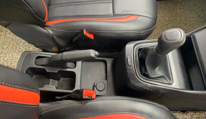 2022 Tata ALTROZ XE PETROL, Petrol, Manual, 22,656 km, Gear Lever