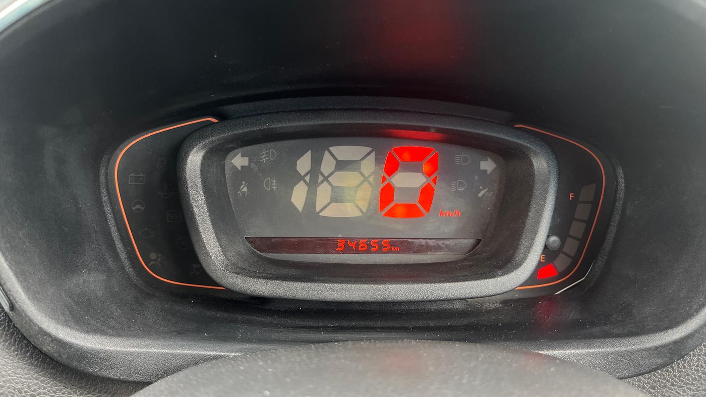 2018 Renault Kwid CLIMBER 1.0, Petrol, Manual, 34,655 km, Odometer Image