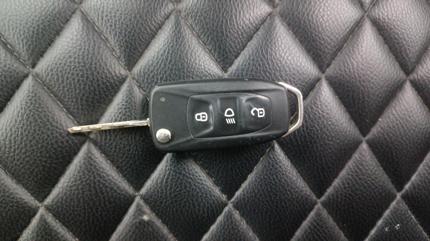 2018 Tata Tiago XZ PETROL, Petrol, Manual, 34,341 km, Key Close Up