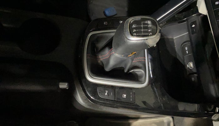 2019 KIA SELTOS GTX PLUS 1.4 PETROL, Petrol, Manual, 31,180 km, Gear Lever