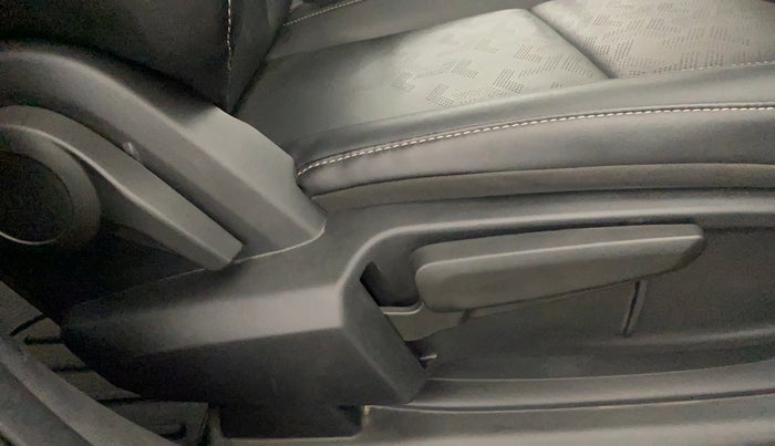 2021 Tata ALTROZ XZ PLUS I-TURBO PETROL, Petrol, Manual, 63,515 km, Driver Side Adjustment Panel