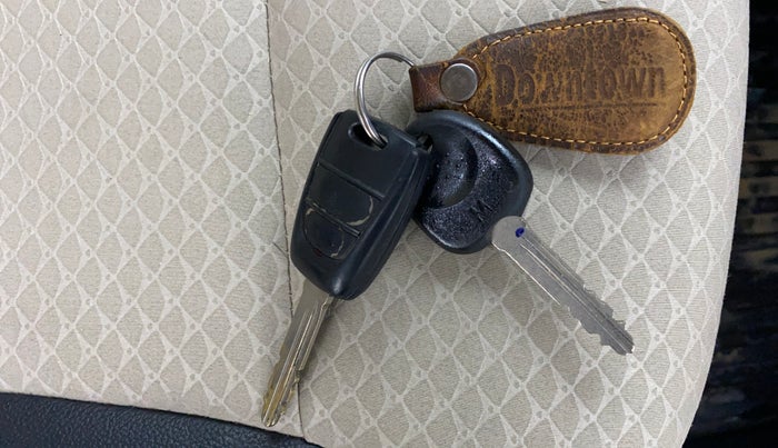 2020 Hyundai NEW SANTRO SPORTZ AMT, Petrol, Automatic, 8,920 km, Key Close Up