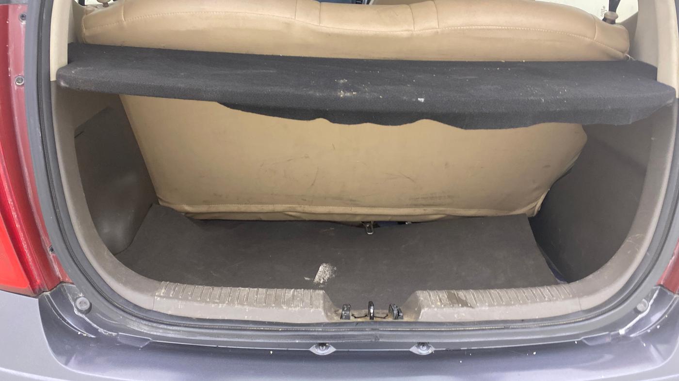 2015 Hyundai i10 MAGNA 1.1, Petrol, Manual, 65,509 km, Boot Inside