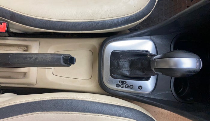 2018 Volkswagen Ameo HIGHLINE PLUS 1.5L AT 16 ALLOY, Diesel, Automatic, 1,09,788 km, Gear Lever