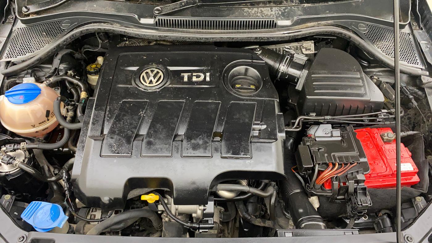 2018 Volkswagen Ameo HIGHLINE PLUS 1.5L AT 16 ALLOY, Diesel, Automatic, 1,09,907 km, Engine View