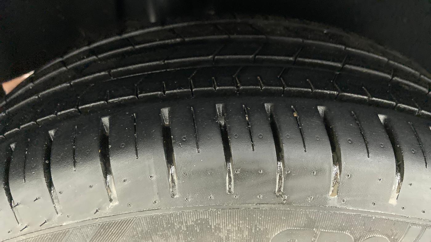 2019 Maruti Baleno ZETA PETROL 1.2, Petrol, Manual, 8,924 km, Right Rear Tyre Tread