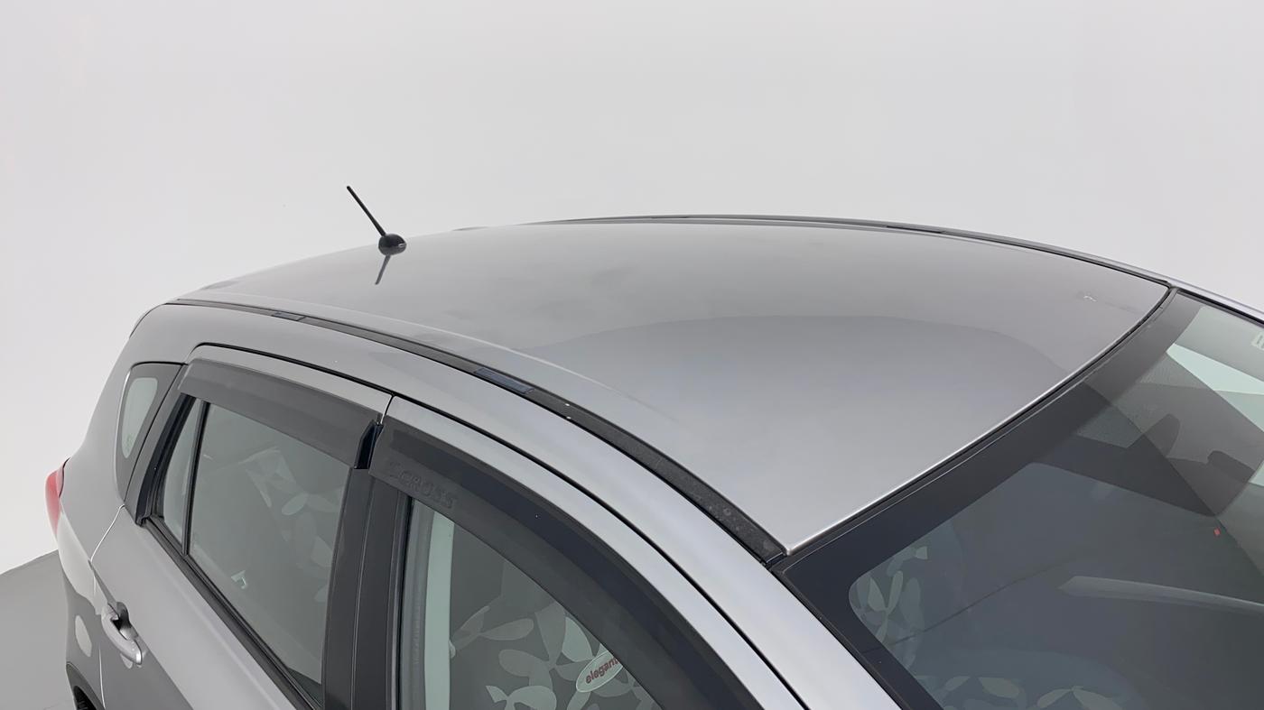 2015 Maruti S Cross SIGMA 1.3, Diesel, Manual, 70,504 km, Roof