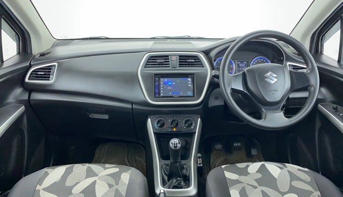 2015 Maruti S Cross SIGMA 1.3, Diesel, Manual, 70,504 km, Dashboard